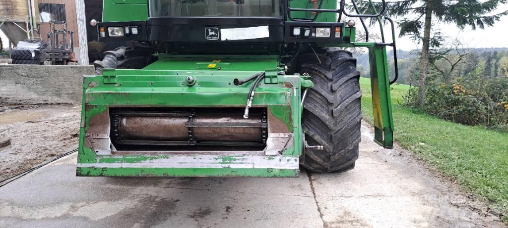 John Deere 2056HM Θεριζοαλωνιστικές μηχανές