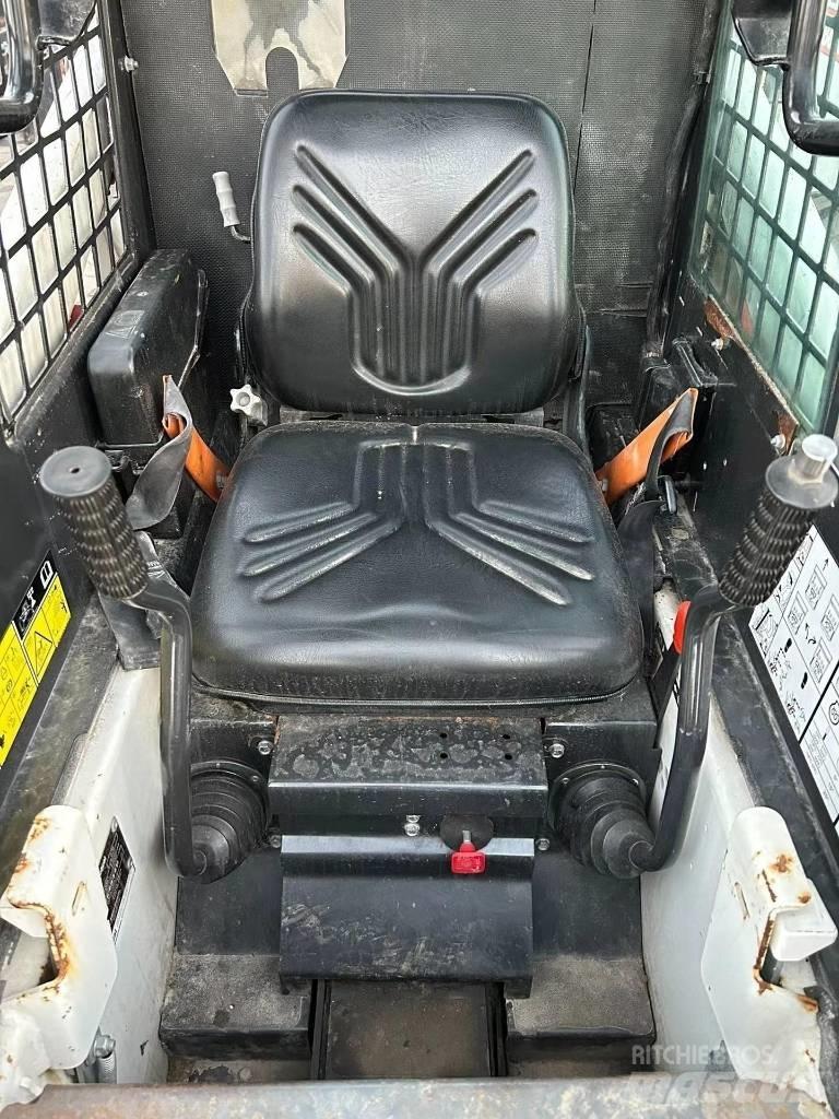 Bobcat S 70 Φορτωτάκια