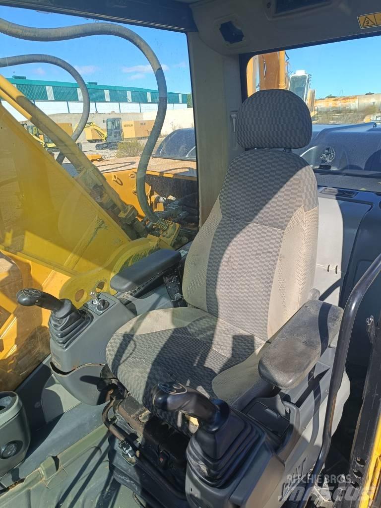 CAT 325 D Εκσκαφείς με ερπύστριες