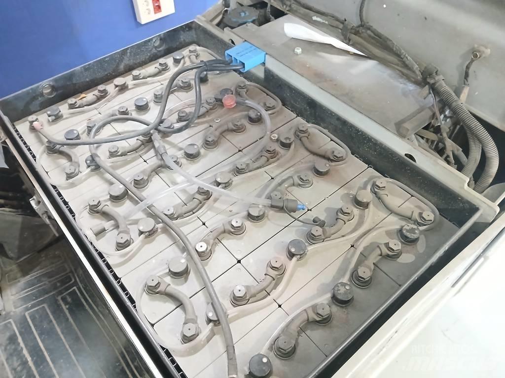 Nissan G1N1L 16 Q Περονοφόρα ανυψωτικά κλαρκ - άλλα