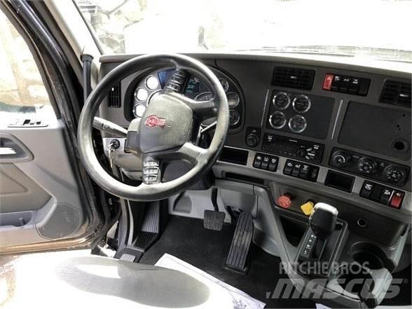 Kenworth T680 Τράκτορες