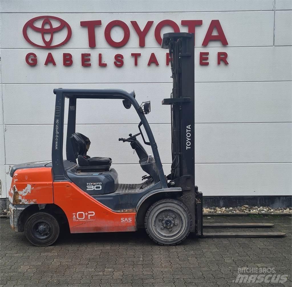 Toyota 02-8FDF30 Πετρελαιοκίνητα Κλαρκ