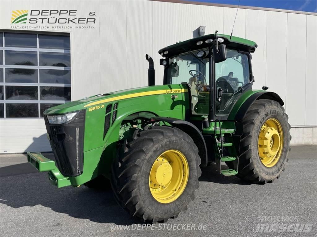John Deere 8335R Τρακτέρ