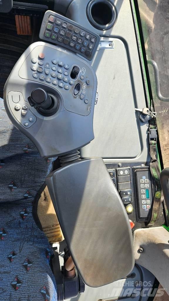 John Deere 1270 E Θεριζοαλωνιστικές μηχανές