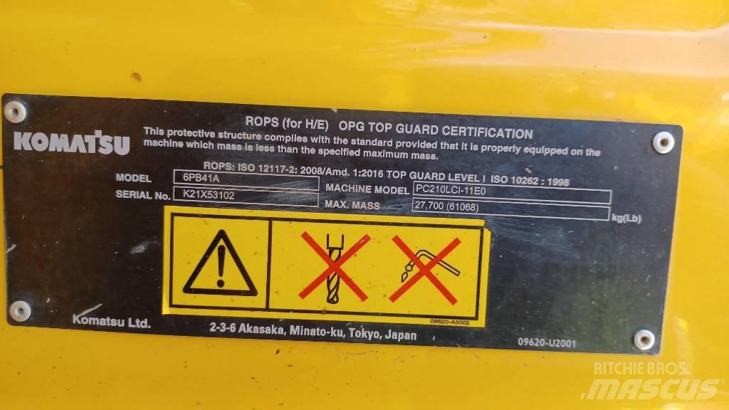 Komatsu PC210LCi-11 Εκσκαφείς με ερπύστριες