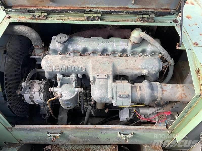 Hitachi KH125-3 Γερανοί με ερπύστριες