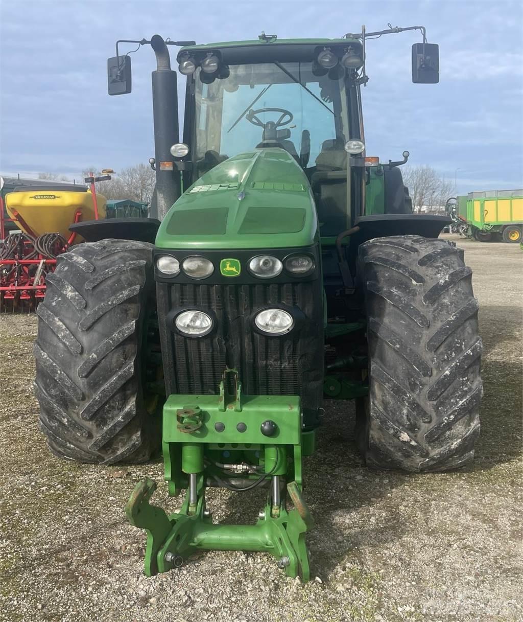 John Deere 8330 Τρακτέρ