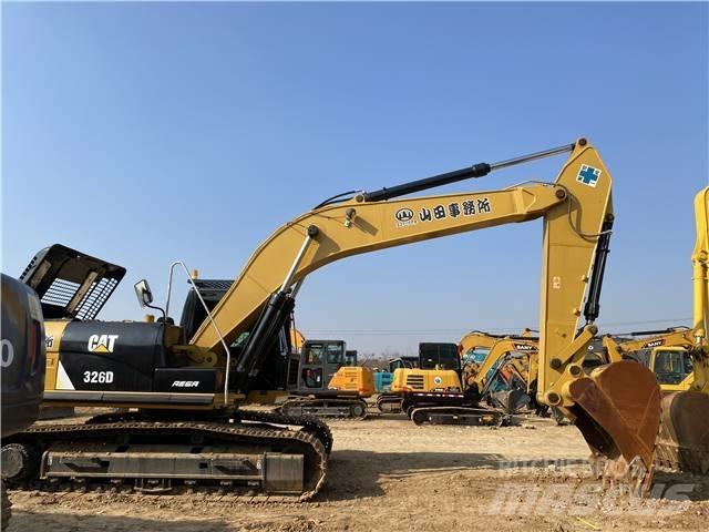CAT 326D Εκσκαφείς με ερπύστριες