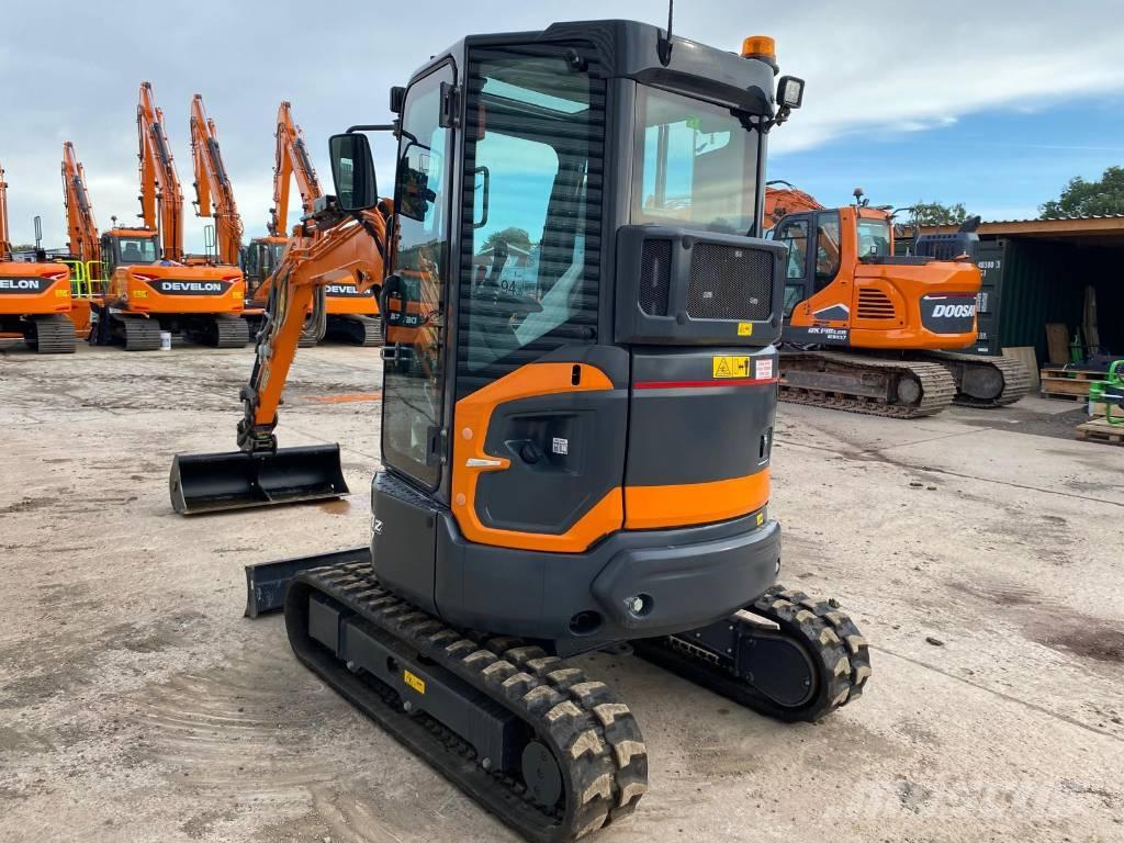 Develon DX 27 Z-7 Εκσκαφάκι (διαβολάκι) < 7t