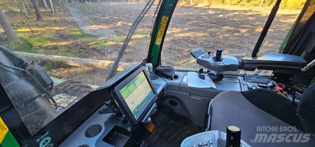 John Deere 1270 G Θεριζοαλωνιστικές μηχανές