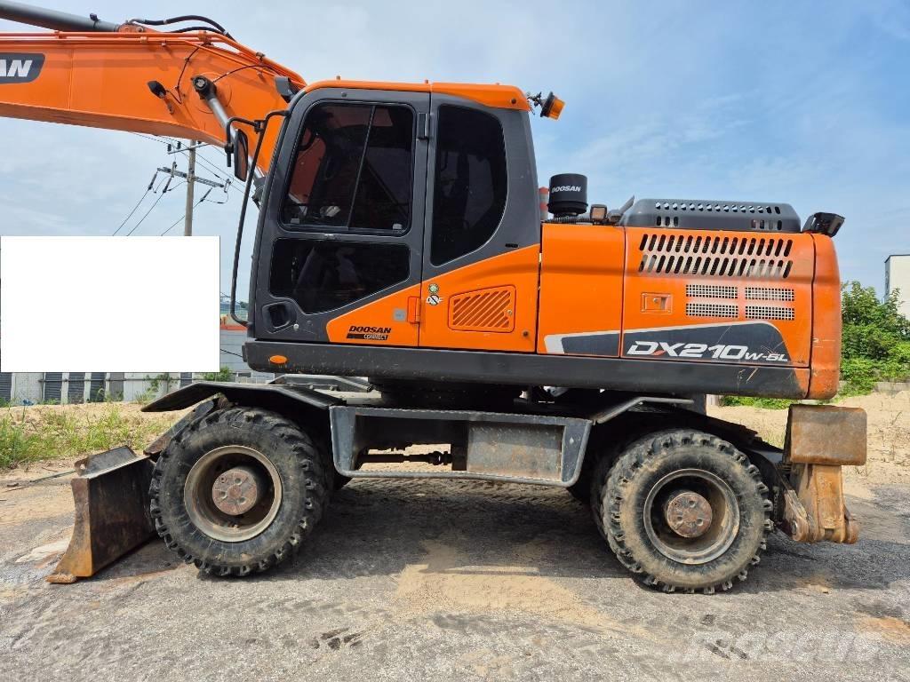 Doosan DX 210 W Εκσκαφείς με τροχούς - λάστιχα