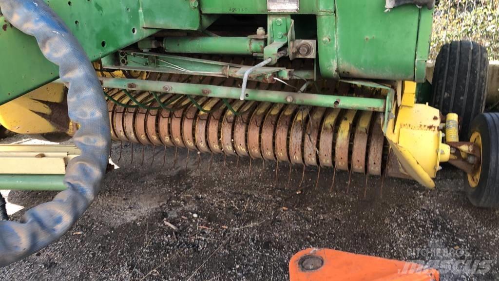 John Deere 550 Πρέσες κυλινδρικών δεμάτων