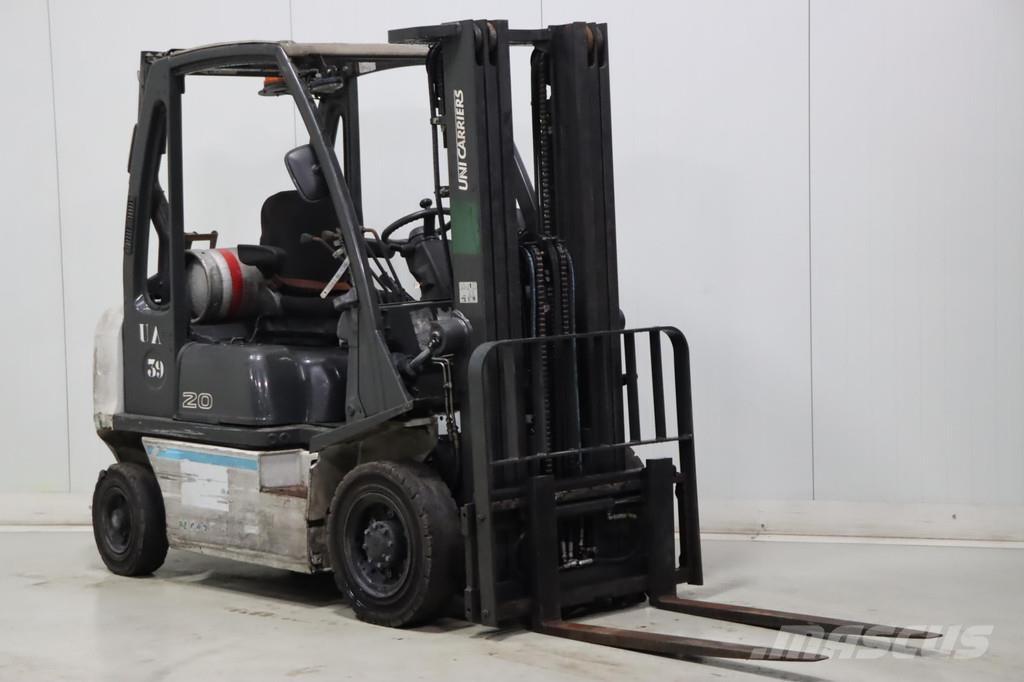 Nissan U1D2A20LQ Περονοφόρα ανυψωτικά κλαρκ με φυσικό αέριο LPG