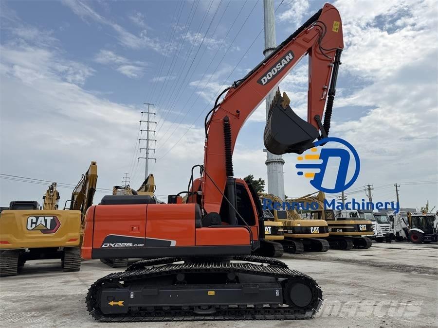 Doosan DX 225 LC-9C Εκσκαφείς με ερπύστριες