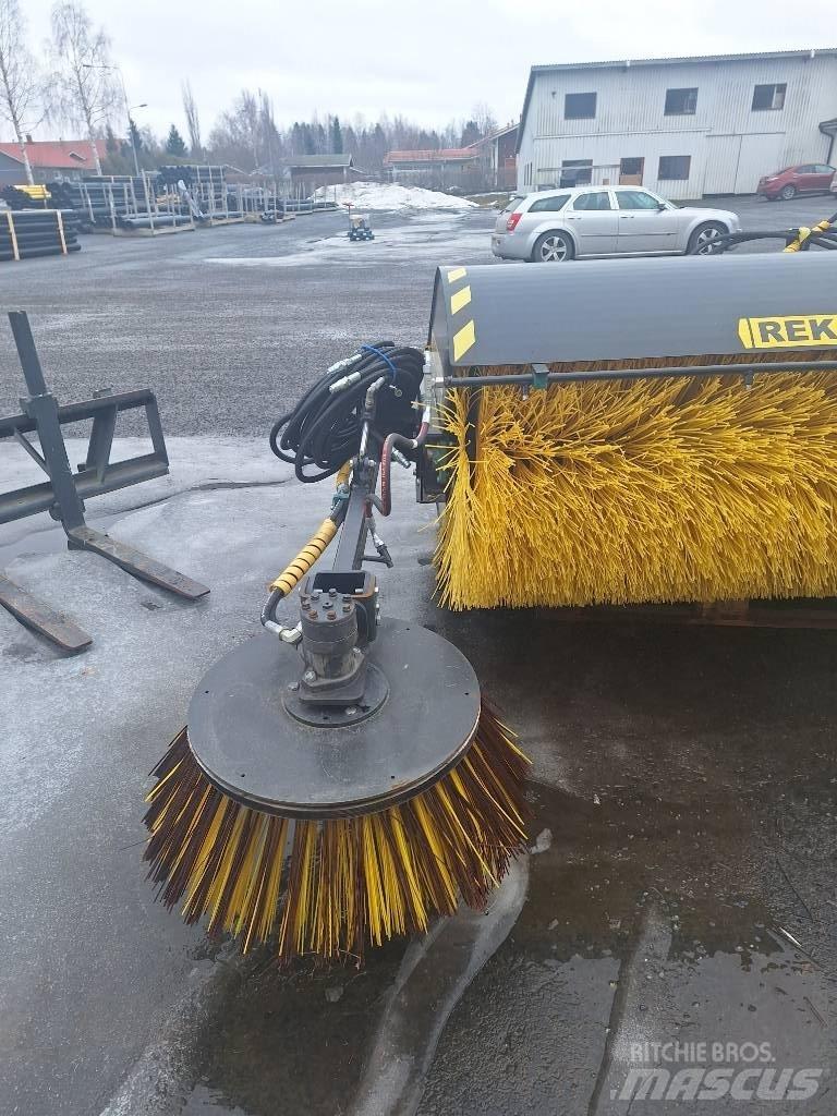 Reko KH 1800 Σκούπες