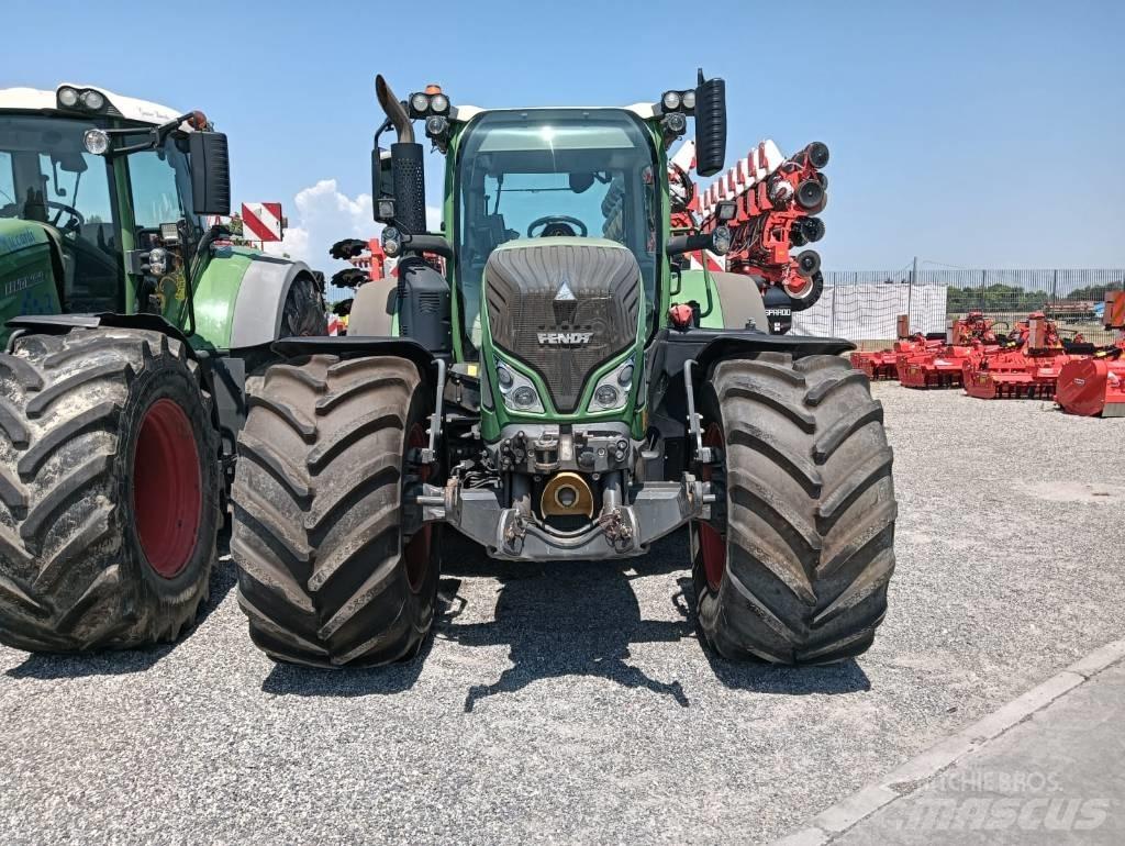 Fendt 718 Vario Τρακτέρ