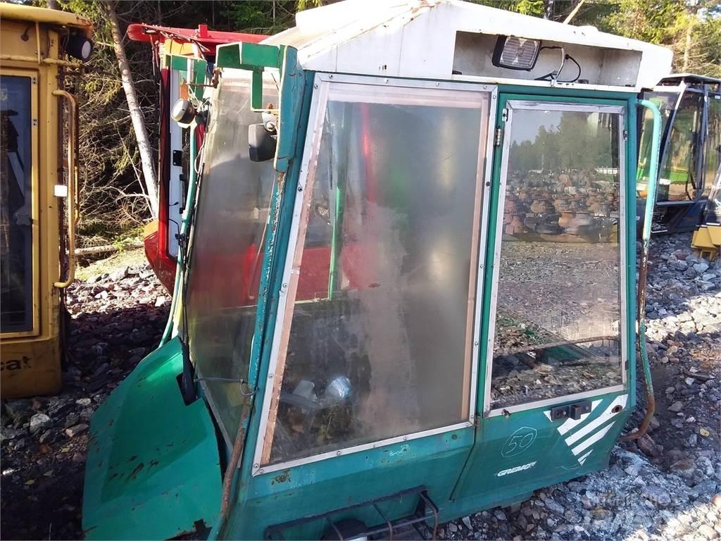 Gremo 950 Καμπίνες και εσωτερικό