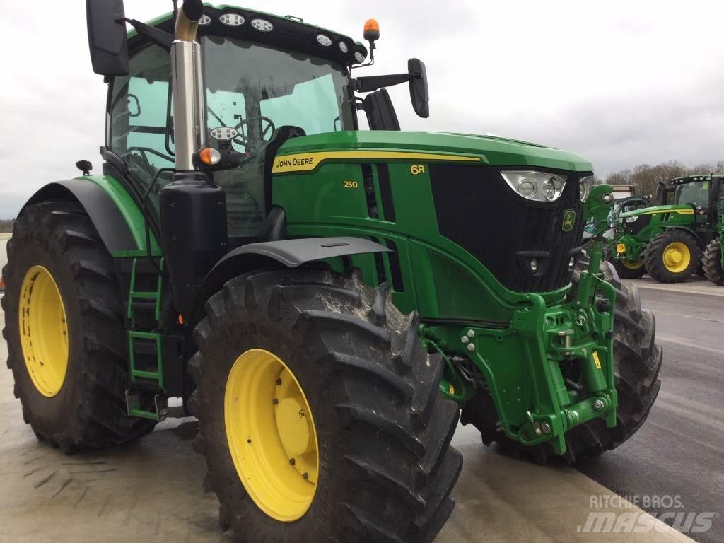 John Deere 6R250 Τρακτέρ