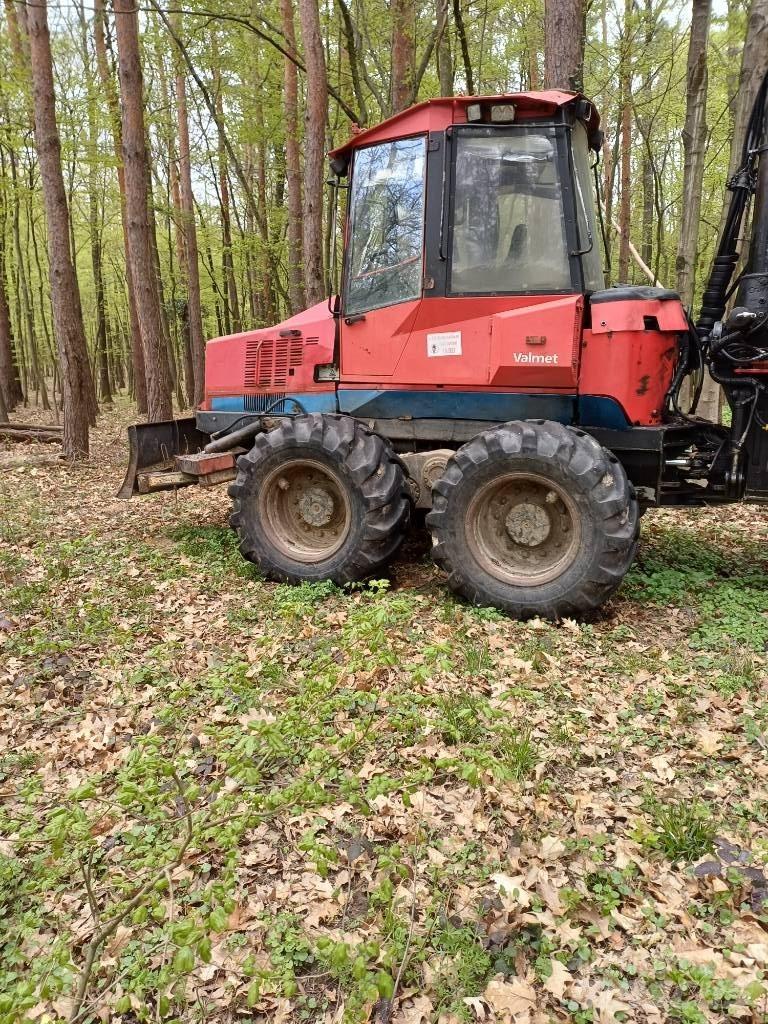 Valmet 840.2 Μεταφορείς ξυλείας
