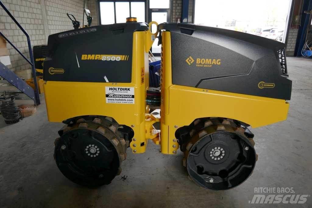 Bomag BMP 8500 Κύλινδροι χλοοτάπητα