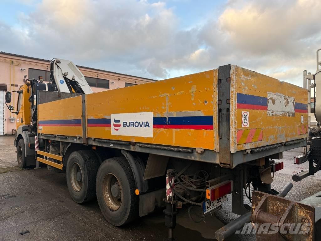 Renault Kerax 370.34 Φορτηγά με Γερανό