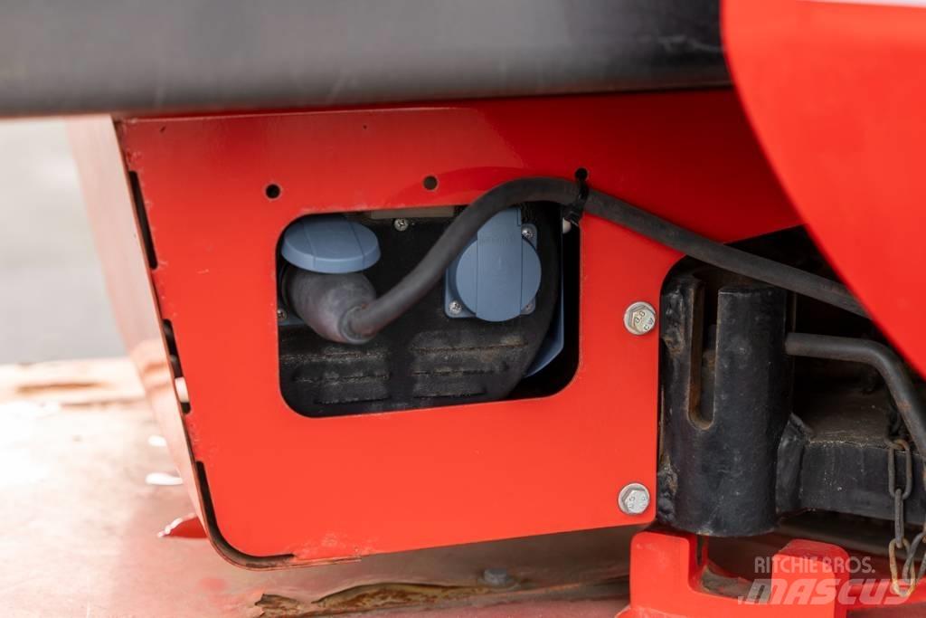 Manitou 180 ATJ Ανυψωτήρες με αρθρωτό βραχίονα