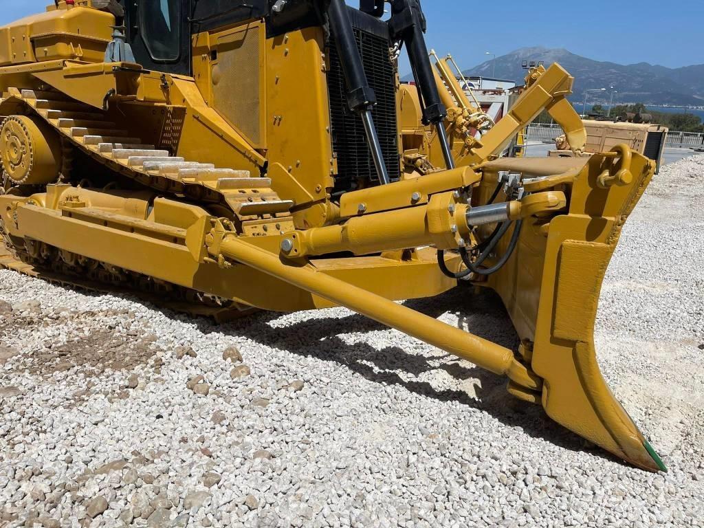 CAT D9N Μπουλντόζες με ερπύστριες