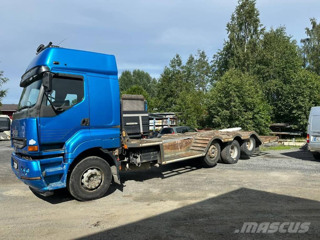 Sisu E11 Φορτηγά μεταφοράς δασικών μηχανημάτων