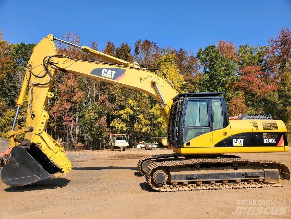 CAT 324D LC Εκσκαφείς με ερπύστριες