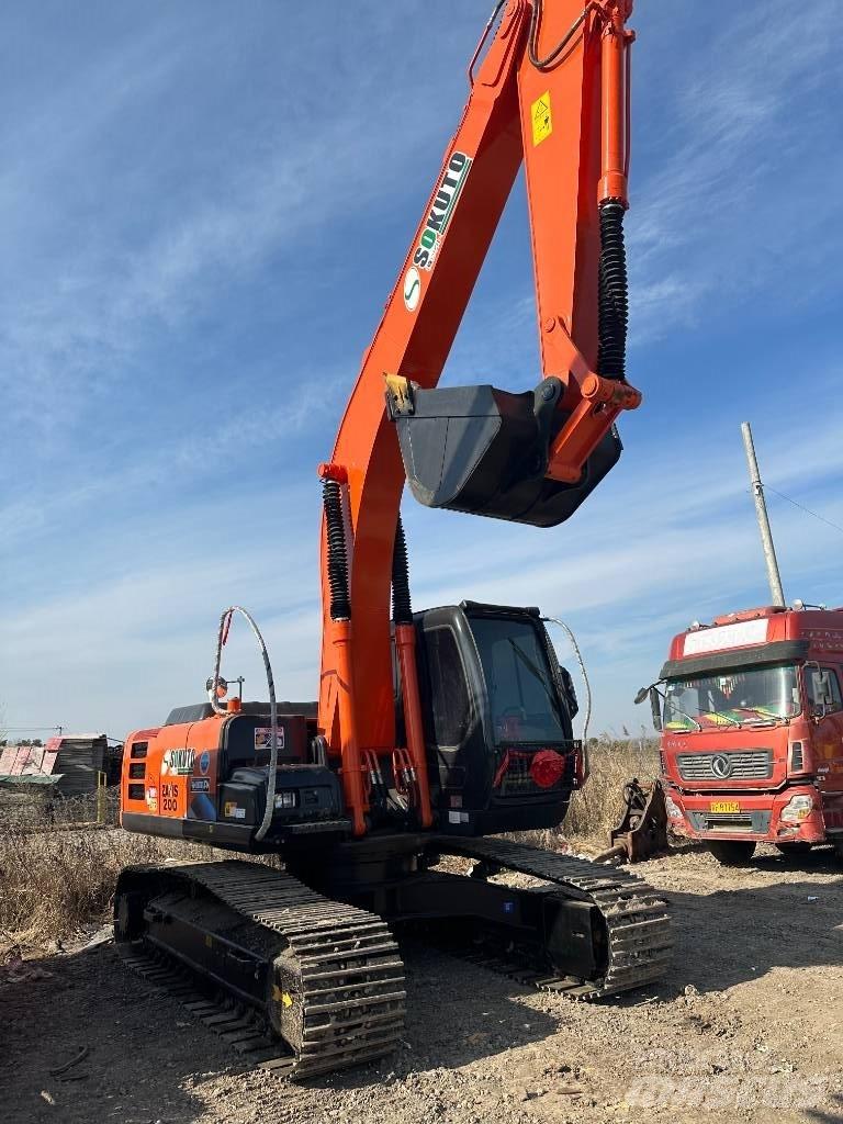 Hitachi ZX 200 Εκσκαφείς με ερπύστριες