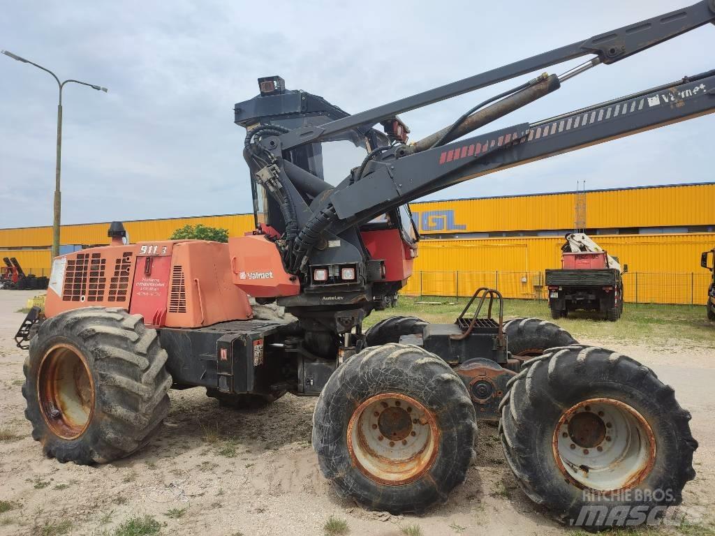 Valmet 911.3 Θεριζοαλωνιστικές μηχανές