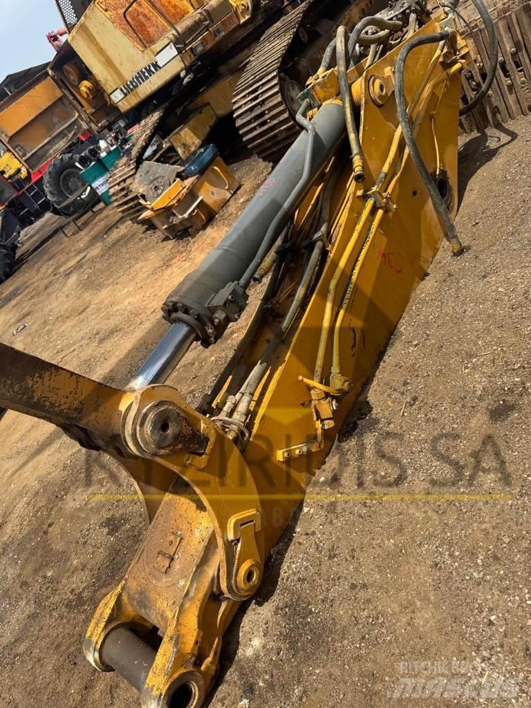 Liebherr R 934 Μπούμες και κουτάλες