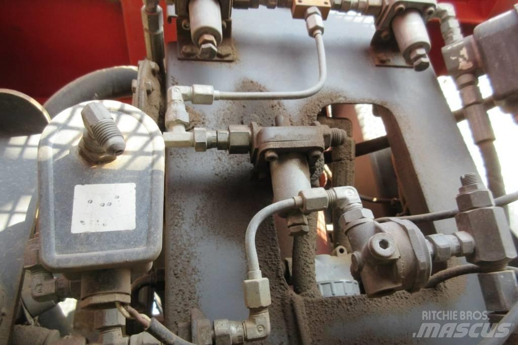 Sandvik DI 600 Εξοπλισμός επιφανειακών γεωτρήσεων