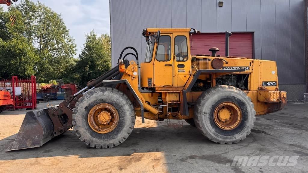 Volvo L 120 Φορτωτές με λάστιχα (Τροχοφόροι)