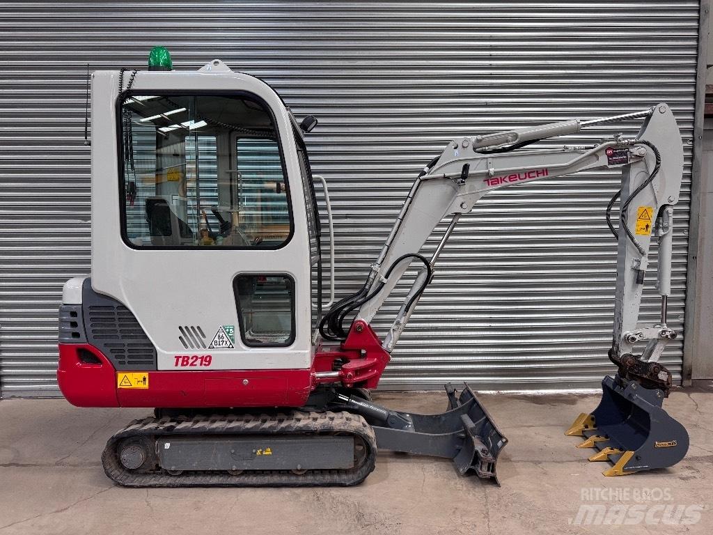 Takeuchi TB 219 Εκσκαφάκι (διαβολάκι) < 7t