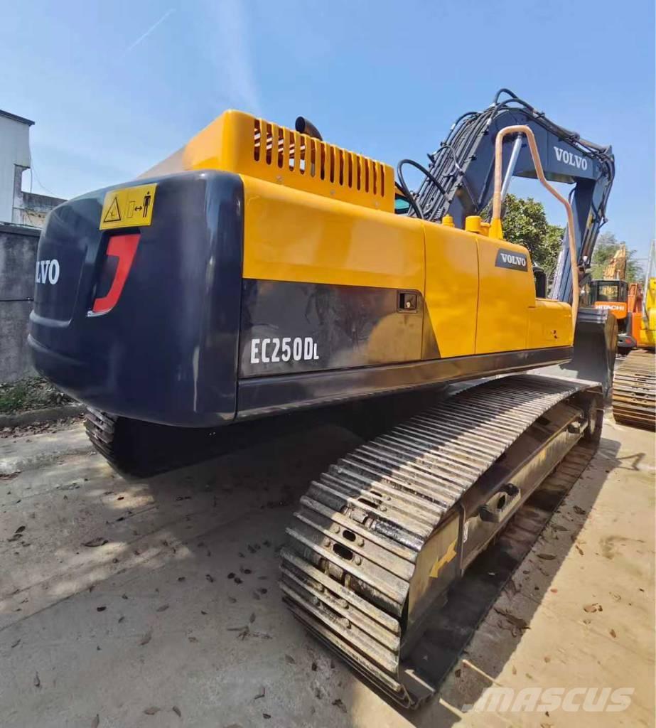 Volvo EC 250 D L Εκσκαφείς με ερπύστριες