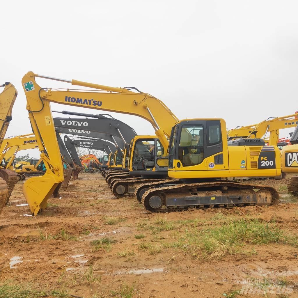 Komatsu PC200-8 Εκσκαφείς με ερπύστριες