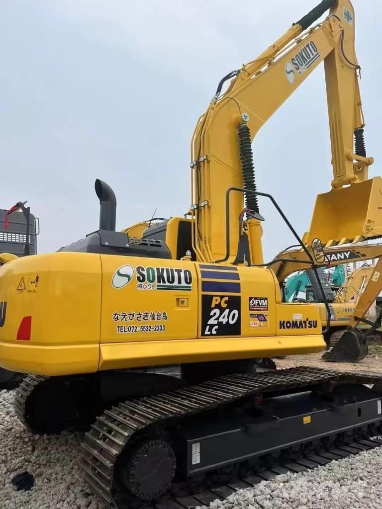 Komatsu PC 240 Εκσκαφείς με ερπύστριες