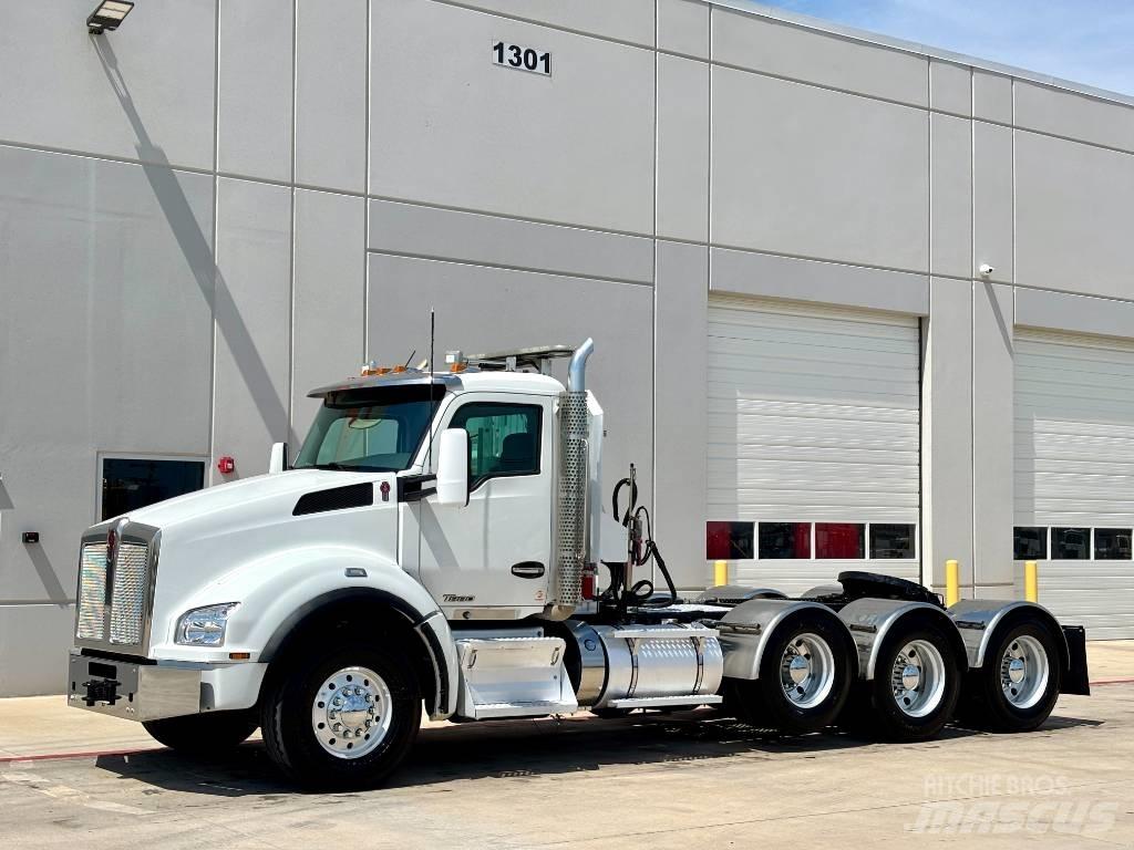 Kenworth T 880 Τράκτορες