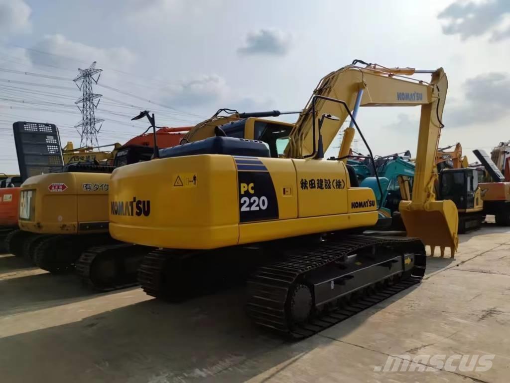 Komatsu PC 220 Εκσκαφείς με ερπύστριες