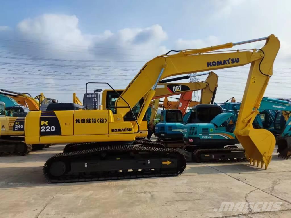 Komatsu PC 220 Εκσκαφείς με ερπύστριες