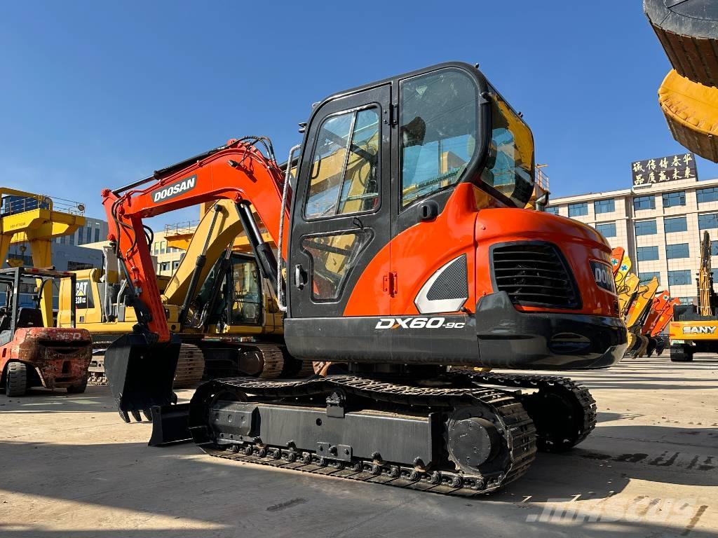 Doosan DX 60 Εκσκαφάκι (διαβολάκι) < 7t