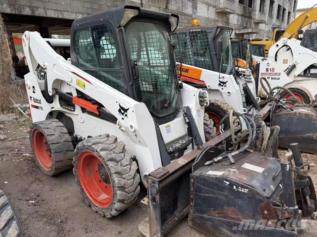 Bobcat S 220 S750 Φορτωτάκια