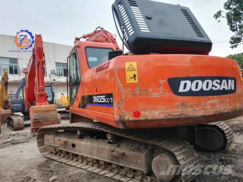 Doosan DH 225 LC-7 Εκσκαφείς με ερπύστριες
