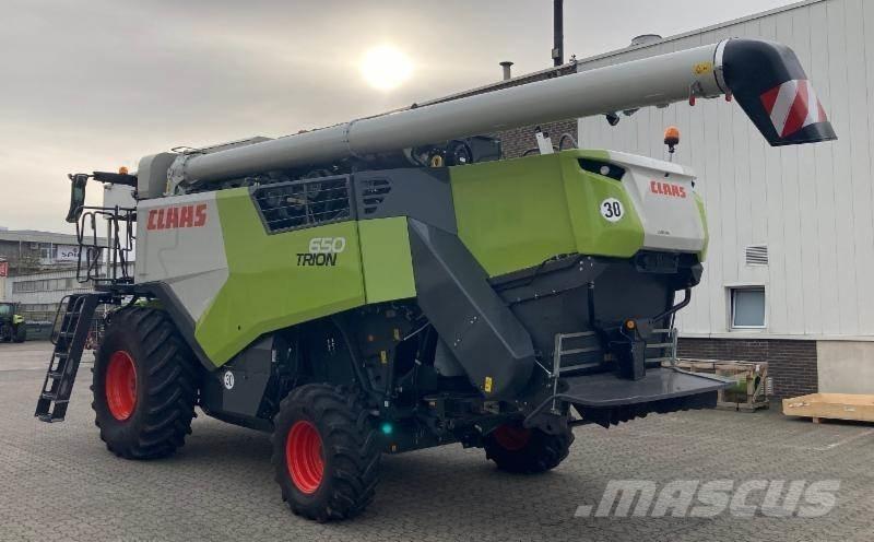 CLAAS TRION 650 Θεριζοαλωνιστικές μηχανές