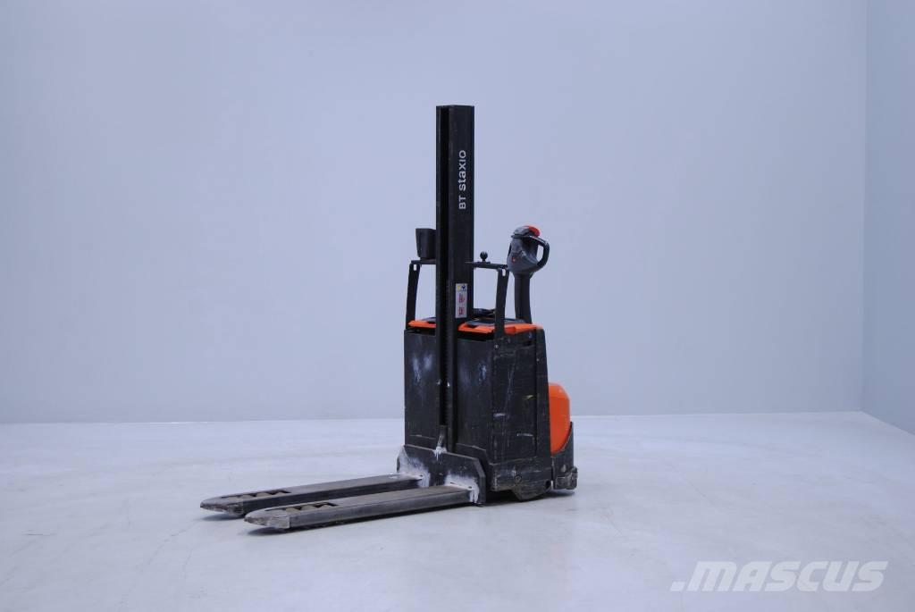 Toyota SWE080L Παλετοφόρα πεζού χειριστή με ιστό