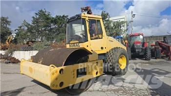 Bomag BW 211 D-40 Οδοστρωτήρες διπλού κυλίνδρου