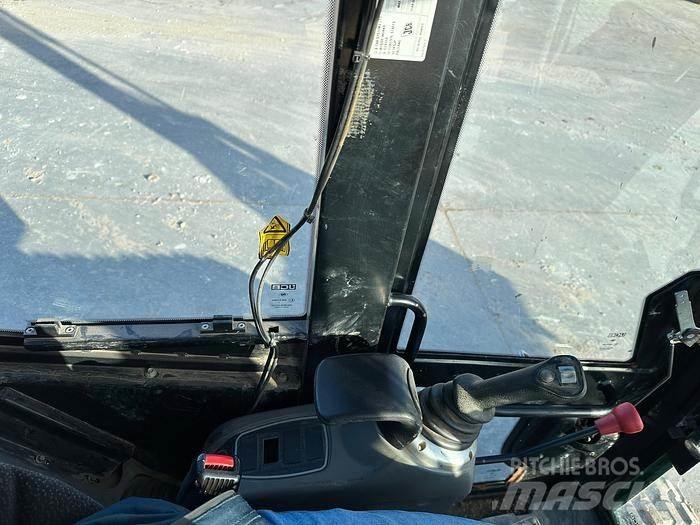 JCB 86C1 Ειδικοί εκσκαφείς