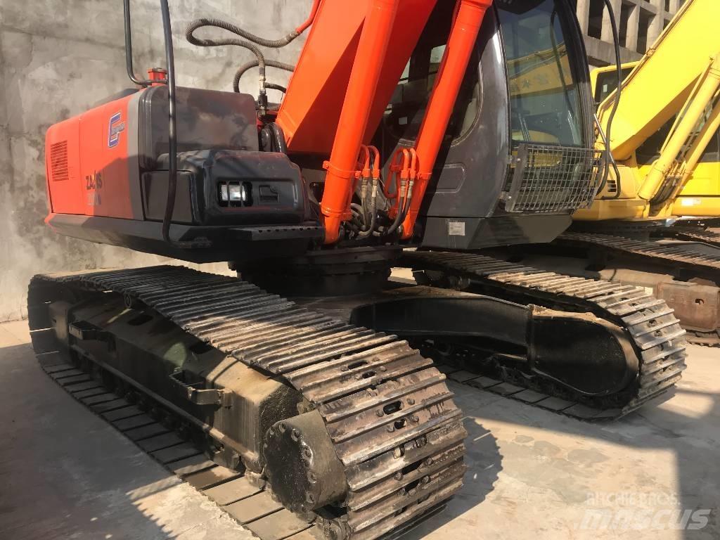 Hitachi ZX 200-6 Εκσκαφείς με ερπύστριες