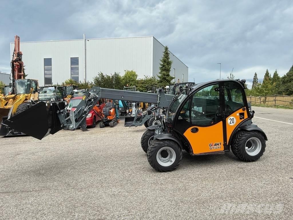 GiANT GT5048 Τηλεσκοπικοί ανυψωτές